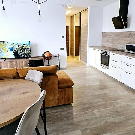3 2 Beds 1 Sofa-bed With Garden Kaunas