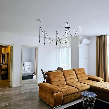 3 2 Beds 1 Sofa-bed With Garden Lejlighed *