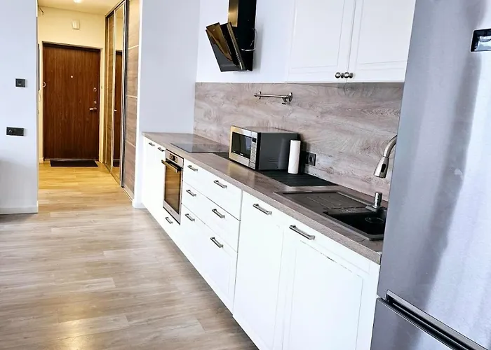 3 2 Beds 1 Sofa-bed With Garden Апартаменты *